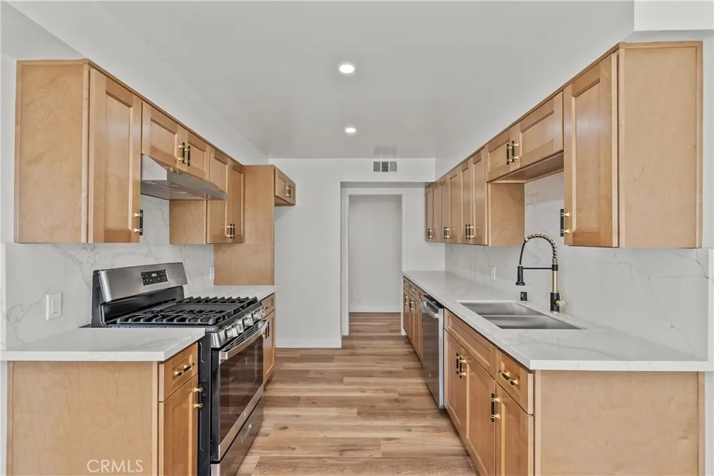 Additional image 71 of 1742 S Bentley Avenue Unit 201, Los Angeles, CA 90025