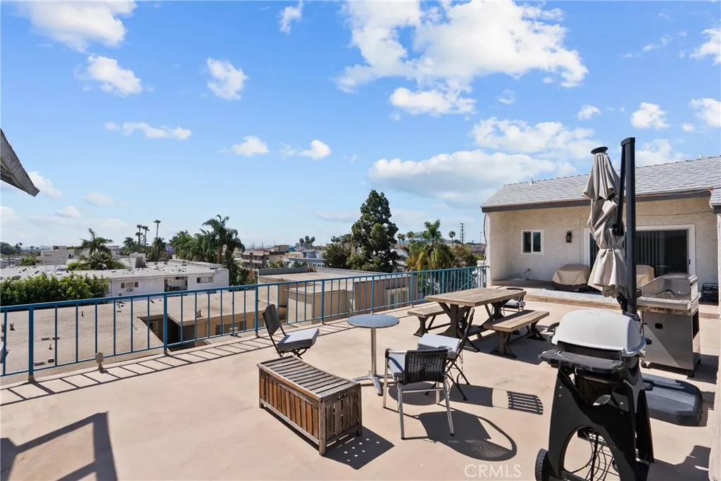 Additional image 107 of 1742 S Bentley Avenue Unit 201, Los Angeles, CA 90025