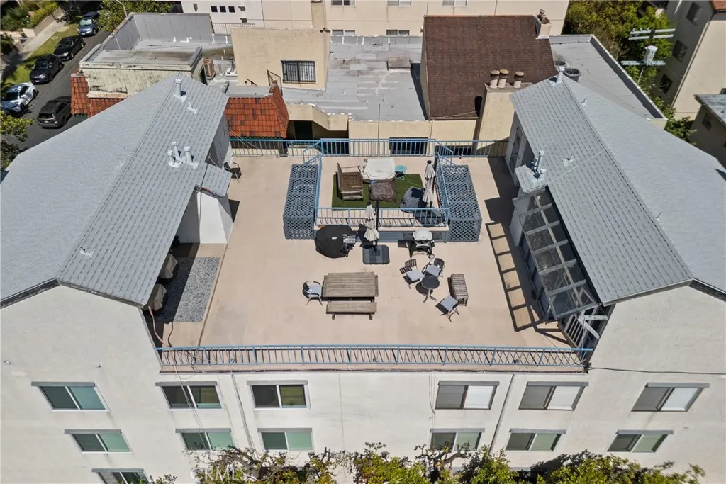 Additional image 105 of 1742 S Bentley Avenue Unit 201, Los Angeles, CA 90025