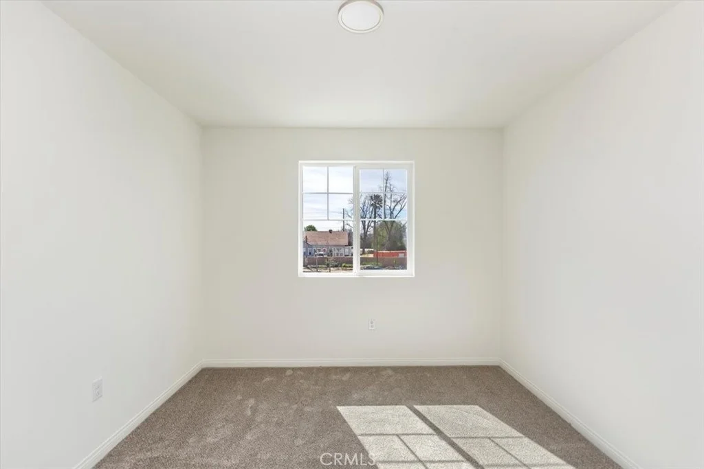 1992 Nathan Lane, San Jacinto, CA 92582