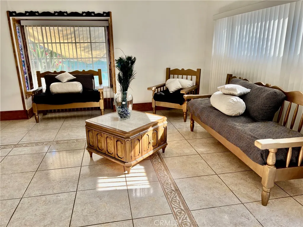 Additional image 18 of 528 S Ash Avenue, Inglewood, CA 90301