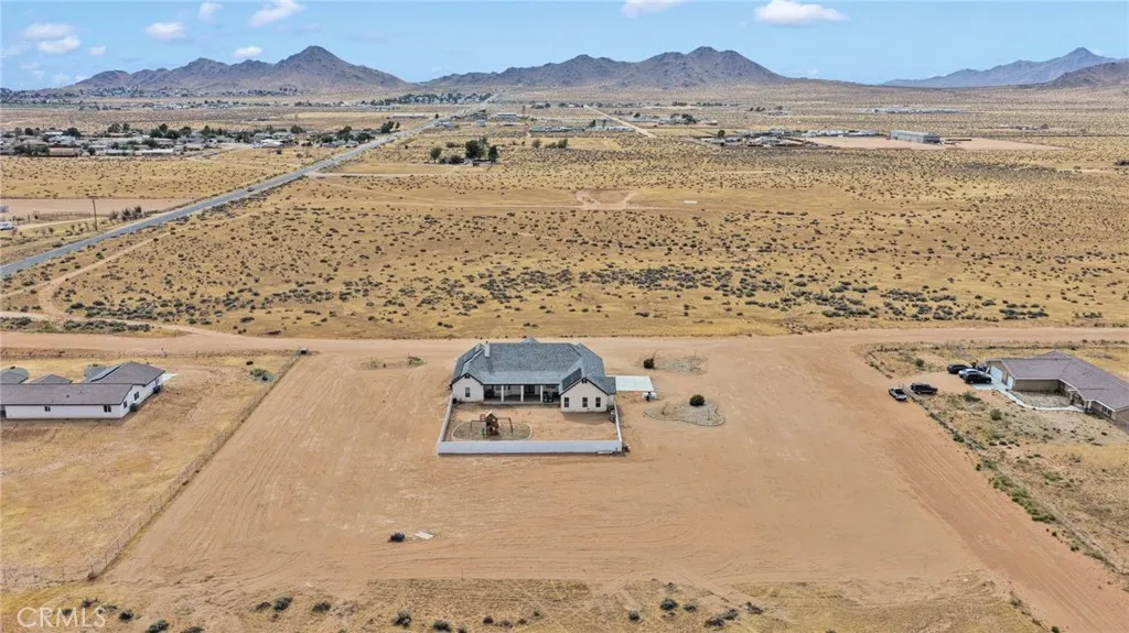 Additional image 42 of 16979 Nanticoke Rd, Apple Valley, CA 92307