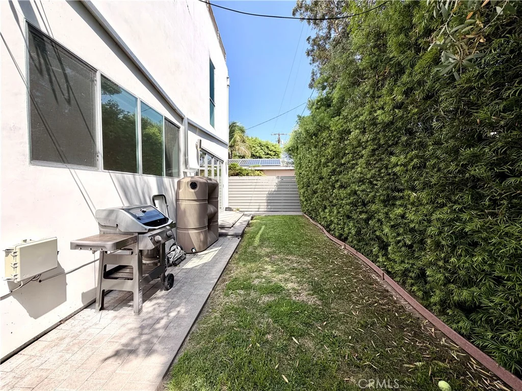 1042 Garfield Avenue, Venice, CA 90291