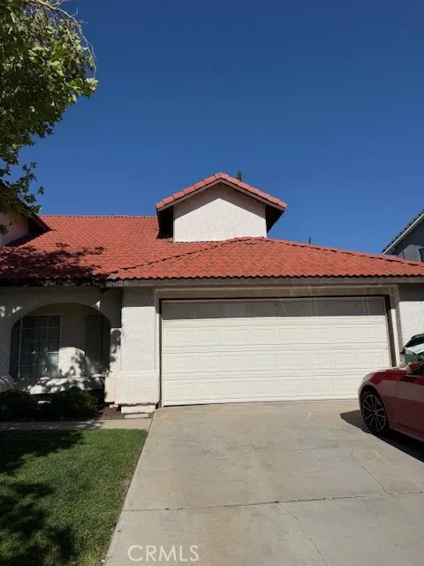 37026 Casa Grande Avenue, Palmdale, CA MLS: SR25107361
