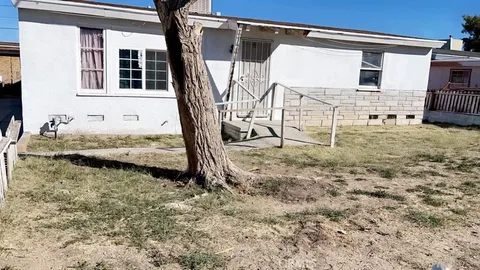 328 N Helena Street, Ridgecrest, CA MLS: SR24135430
