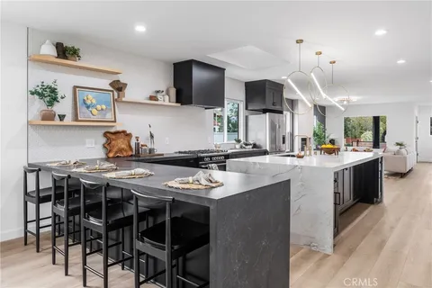 3274 Garden Avenue, Los Angeles, CA 90039 - MLS#: PW24247615