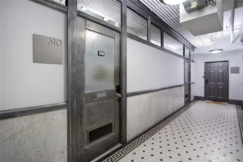 108 W 2nd Street Unit 610, Los Angeles, CA MLS: AR25110606