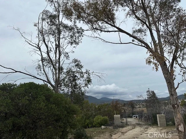 39175 Boulder Dr, Anza, CA 92539 photo 2