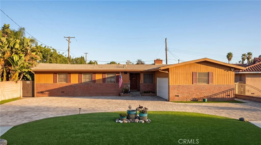 12372 Gilbert St, Garden Grove, CA 92841