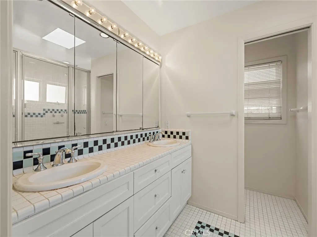 Additional image 95 of 2108 Grandview Avenue, Manhattan Beach, CA 90266