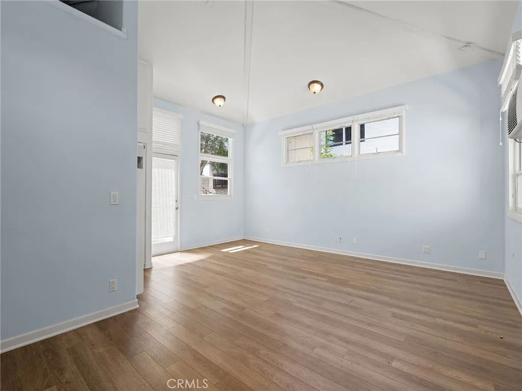 Additional image 106 of 2108 Grandview Avenue, Manhattan Beach, CA 90266