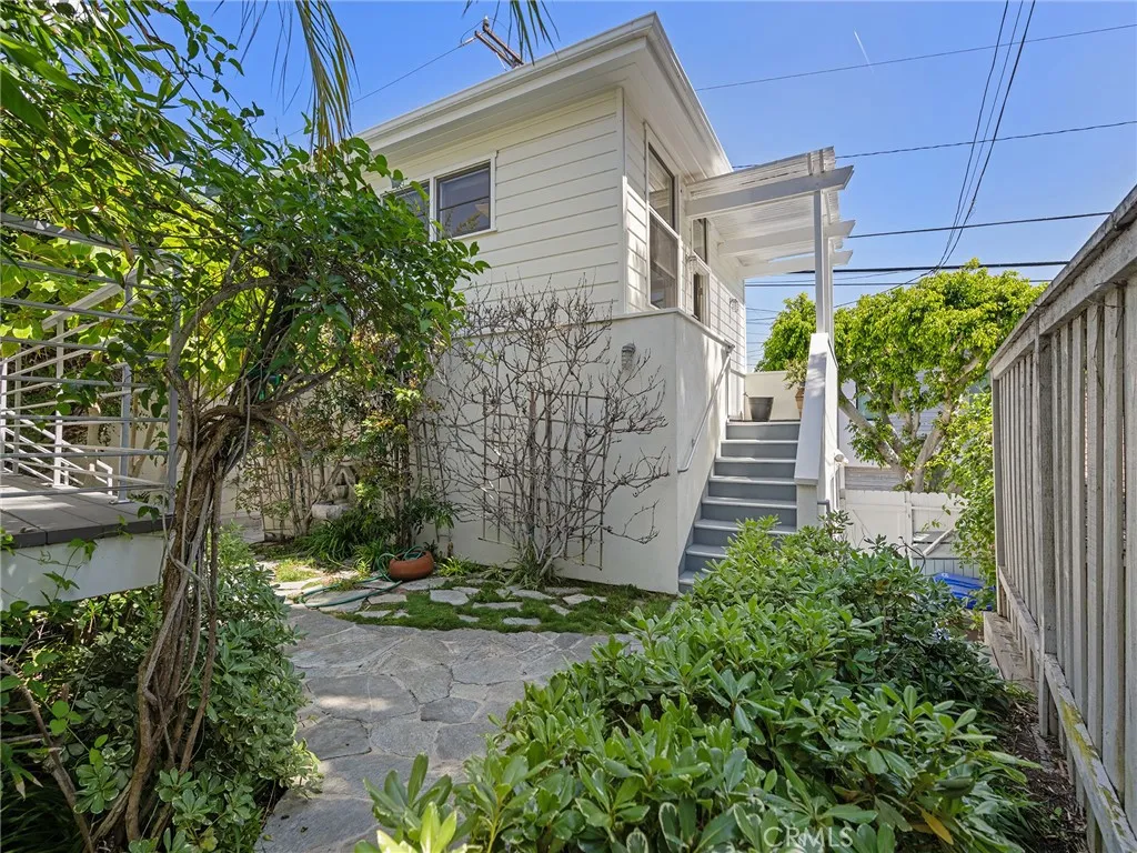 Additional image 99 of 2108 Grandview Avenue, Manhattan Beach, CA 90266