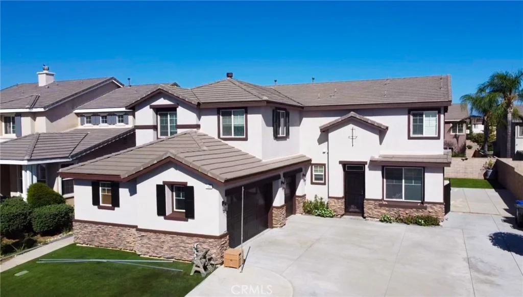 7565 Blue Mist Court, Fontana, CA 92336