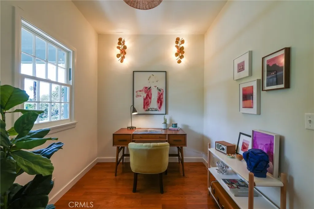 Additional image 12 of 371 E Claremont St, Pasadena, CA 91104