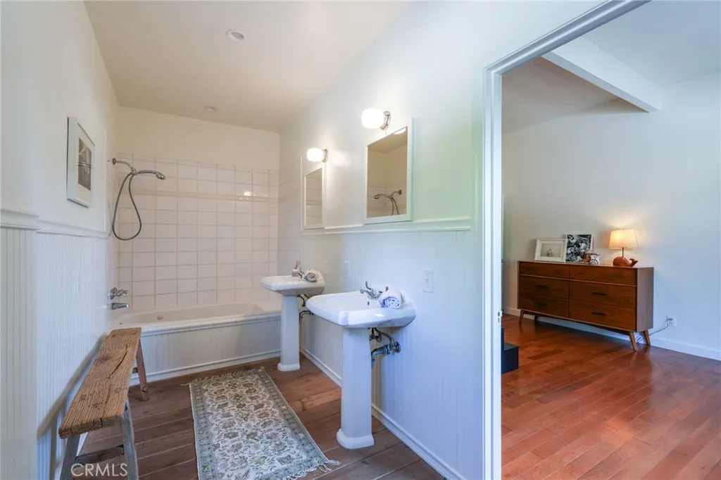 Additional image 47 of 371 E Claremont St, Pasadena, CA 91104