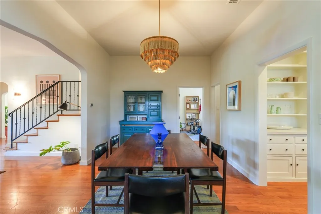 Additional image 96 of 371 E Claremont St, Pasadena, CA 91104