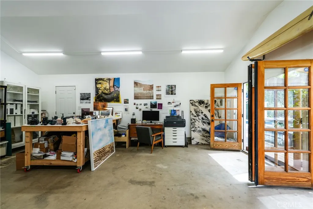 Additional image 137 of 371 E Claremont St, Pasadena, CA 91104