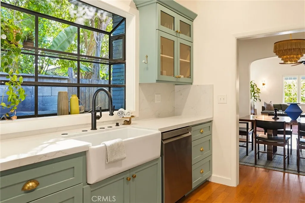 Additional image 25 of 371 E Claremont St, Pasadena, CA 91104