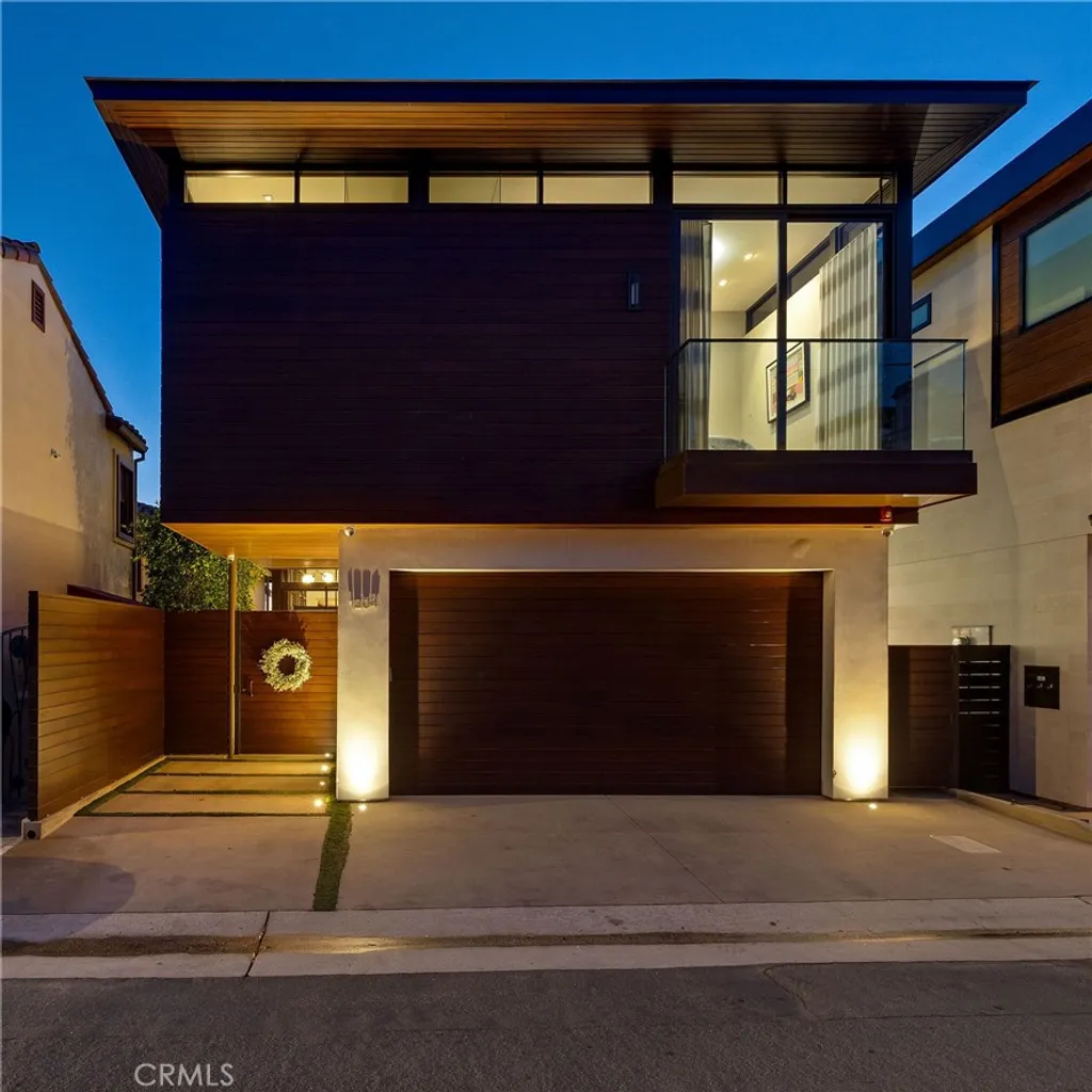 1204 The Strand, Manhattan Beach, CA 90266