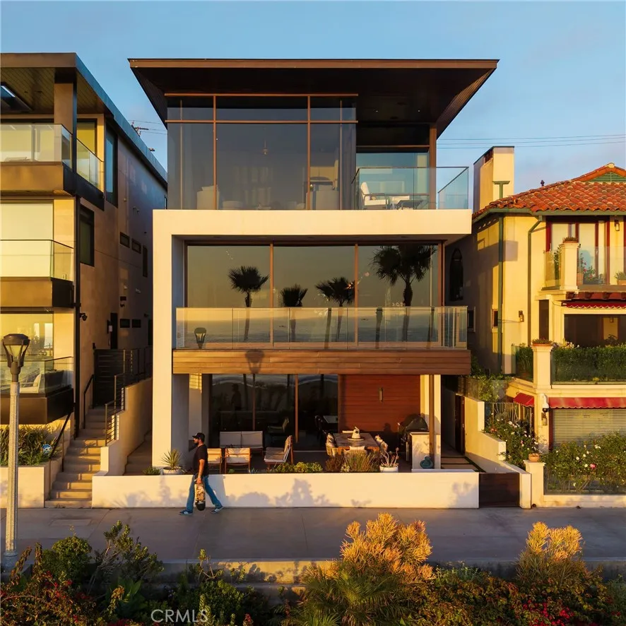 Additional image 53 of 1204 The Strand, Manhattan Beach, CA 90266