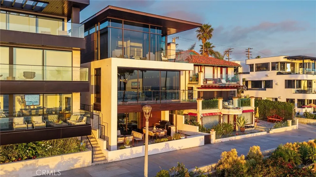 Additional image 56 of 1204 The Strand, Manhattan Beach, CA 90266