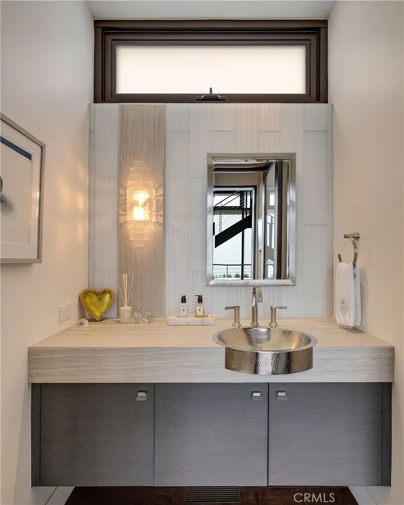 Additional image 95 of 1204 The Strand, Manhattan Beach, CA 90266