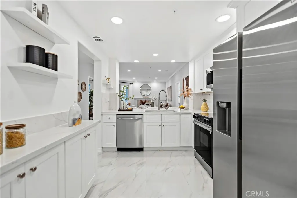 Additional image 8 of 2253 Martin 106#, Irvine, CA 92612