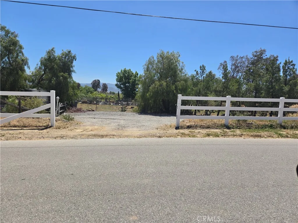 33339 Agua Dulce Canyon Road, Agua Dulce, CA 91390