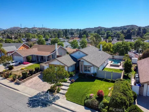 27754 Laurel Creek Circle, Valencia, CA 91354 - MLS#: SR25104959