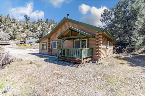 MLS: SR24078182