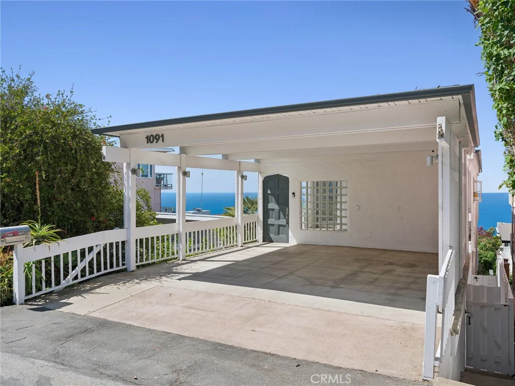 1091 La Mirada Street, Laguna Beach, CA 92651