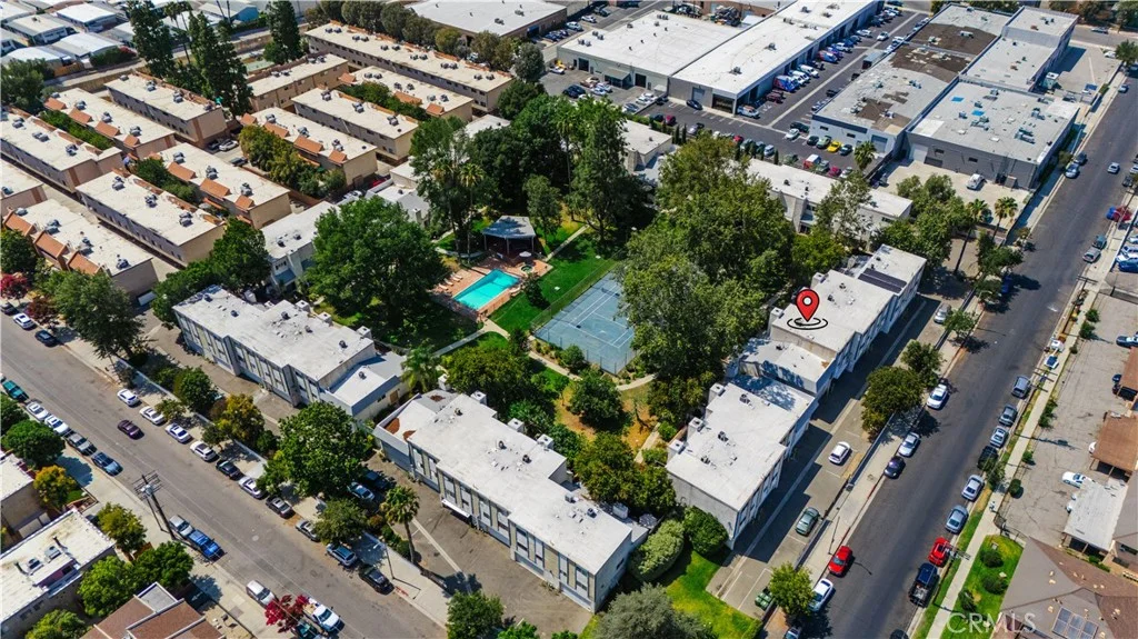 8851 Independence Avenue APT 33, Los Angeles, CA 91304