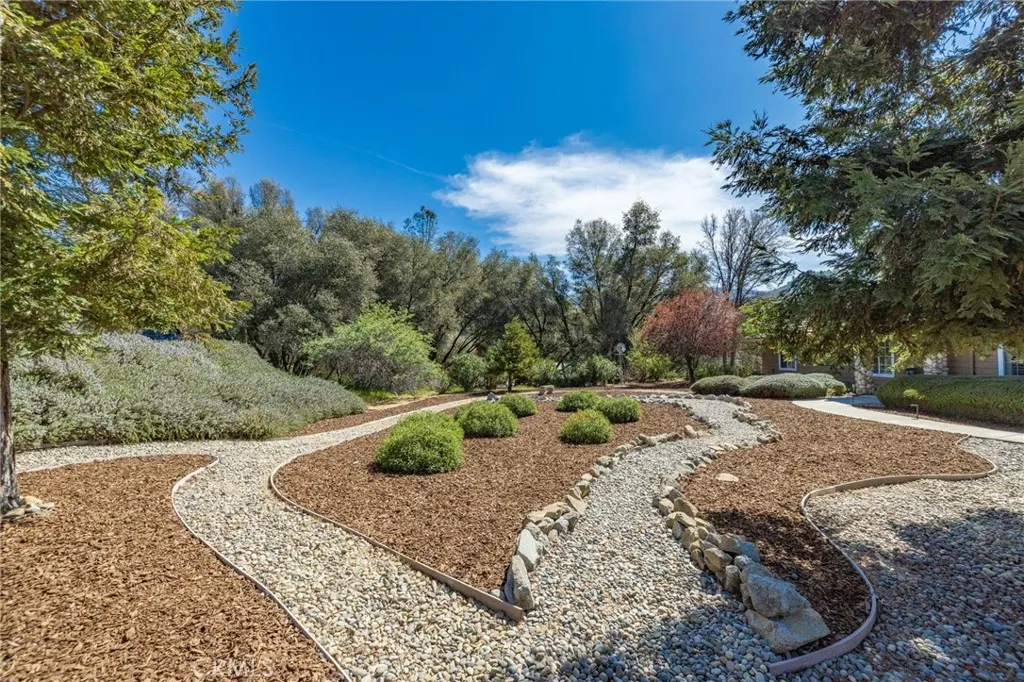 Additional image 104 of 38778 Goldenrod Ln, Oakhurst, CA 93644