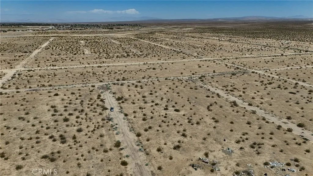 Additional image 17 of 739 106th Street, California City, CA 93505