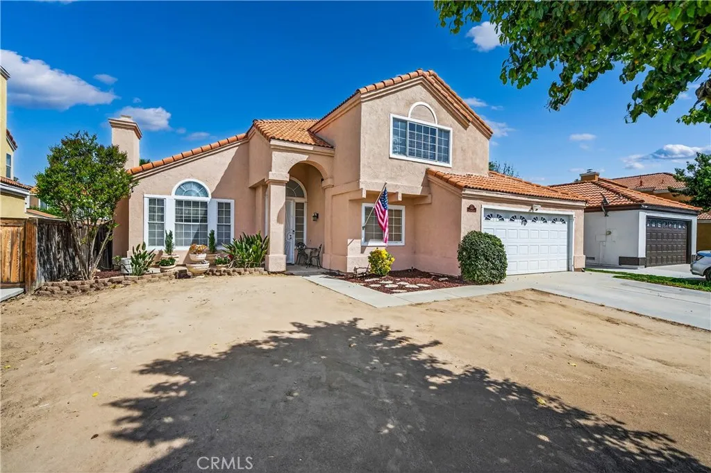 Additional image 3 of 676 Fuchsia Lane, Perris, CA 92571