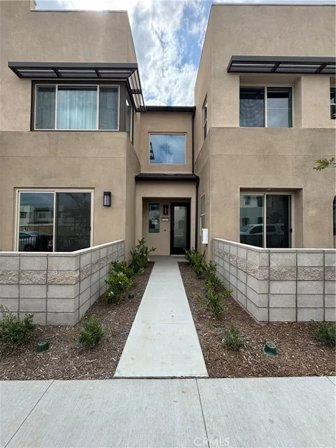 3242 South Coral Paseo, Ontario, CA MLS: CV25092549