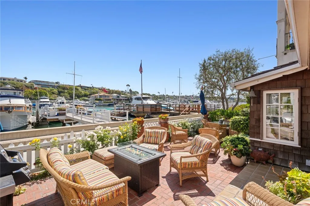 Additional image 74 of 323 E Bay Front, Newport Beach, CA 92662