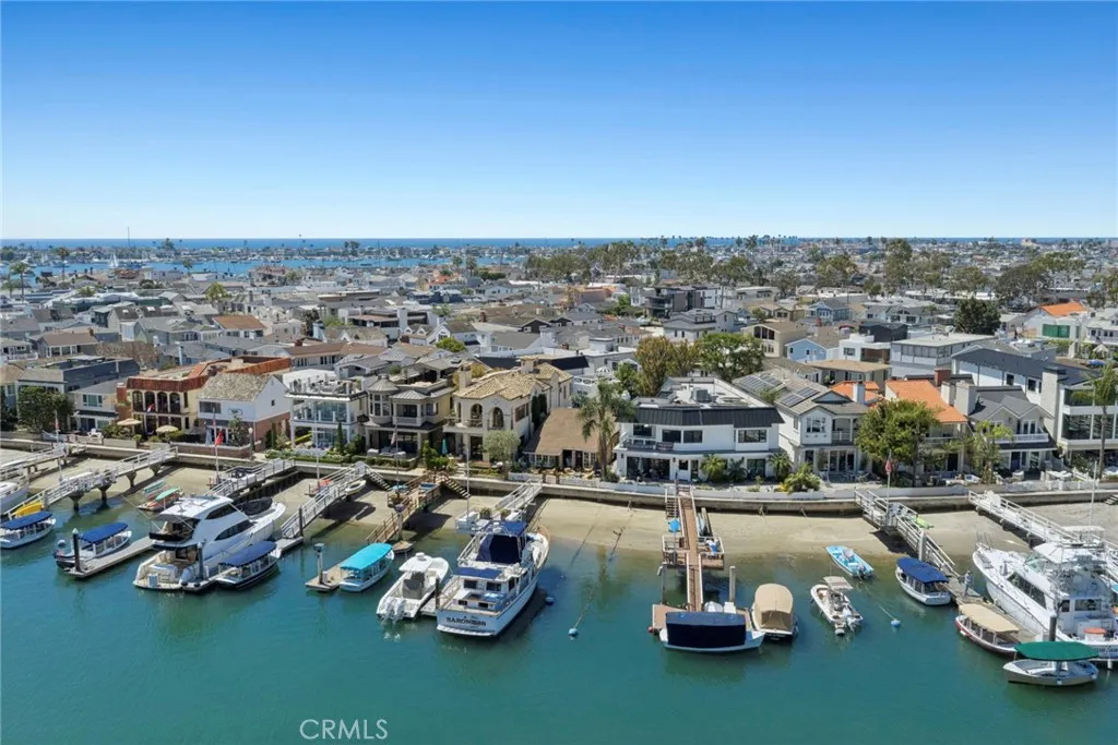 Additional image 77 of 323 E Bay Front, Newport Beach, CA 92662
