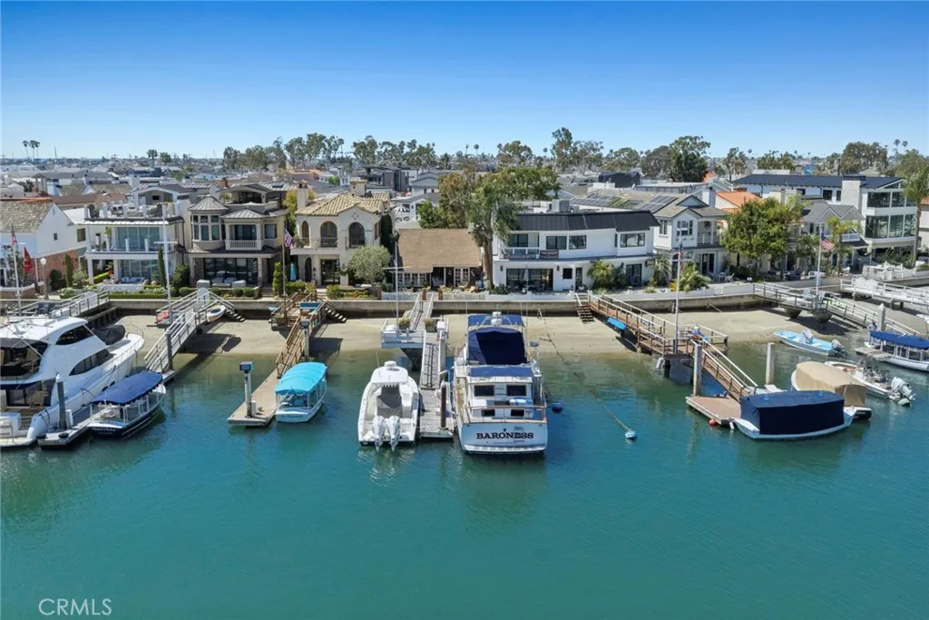 Additional image 3 of 323 E Bay Front, Newport Beach, CA 92662