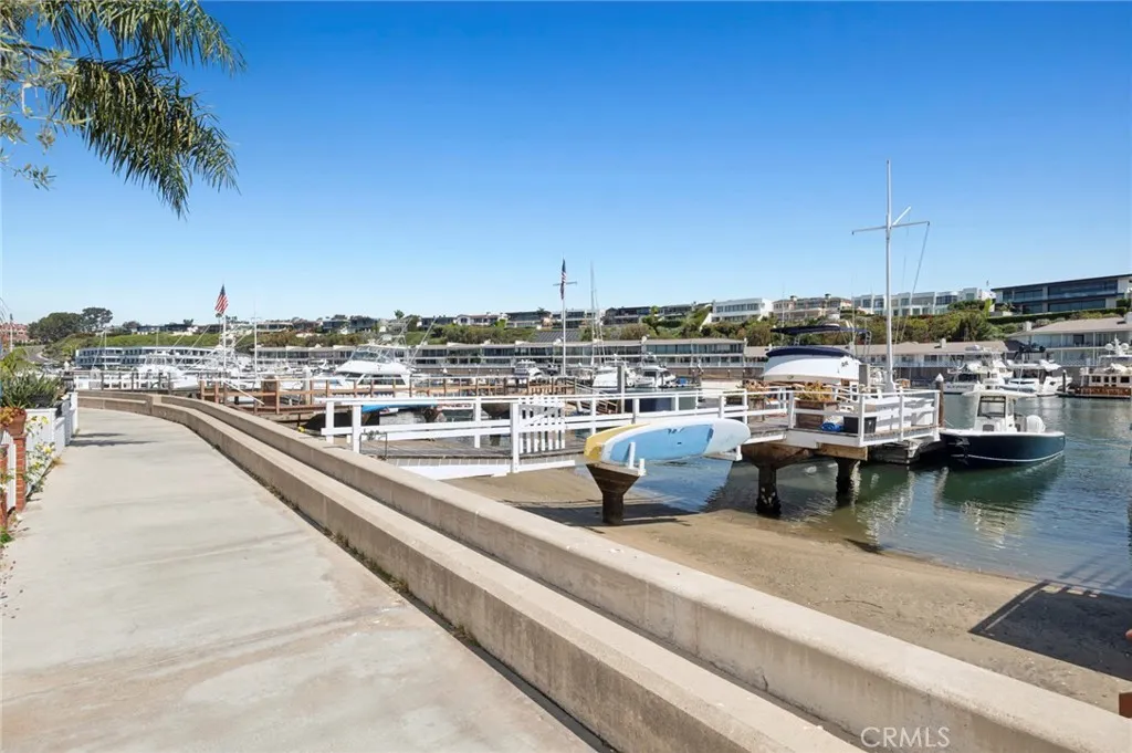 Additional image 84 of 323 E Bay Front, Newport Beach, CA 92662