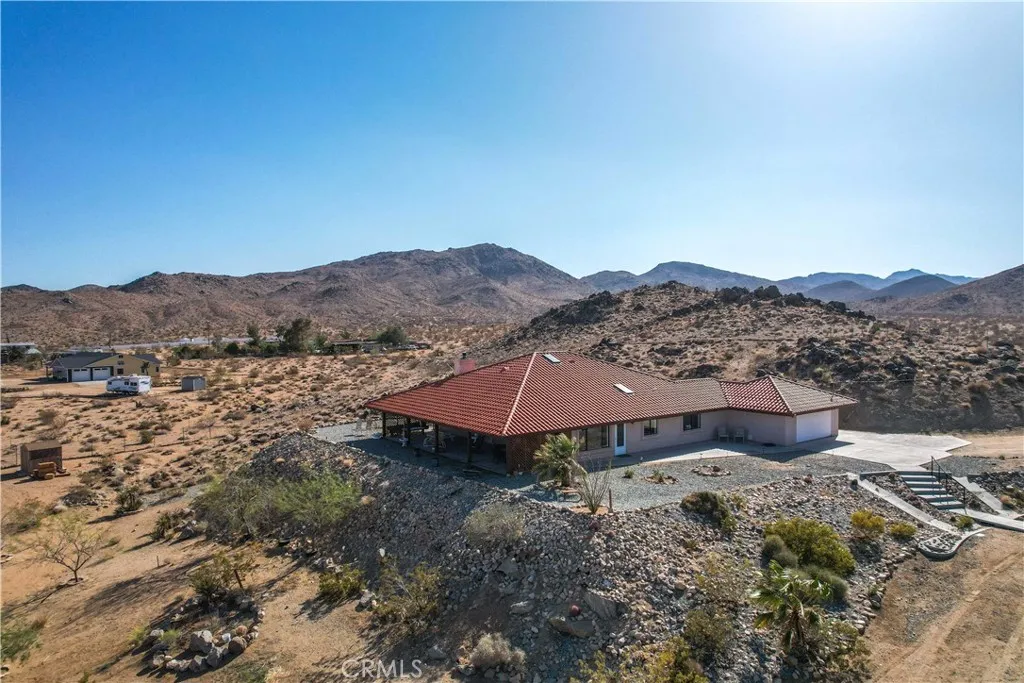 Additional image 4 of 1388 N Jemez Trail, Landers, CA 92285