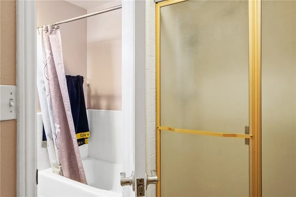 Additional image 65 of 14239 Sherman Way Unit 3, Van Nuys, CA 91405