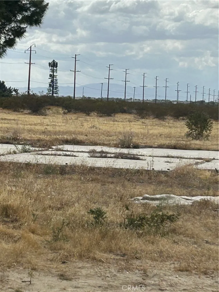 Additional image 14 of 20505 Palmdale Blvd E, Palmdale, CA 93591