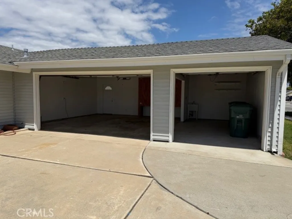 16191 Fairway Ln, Huntington Beach, CA 92649