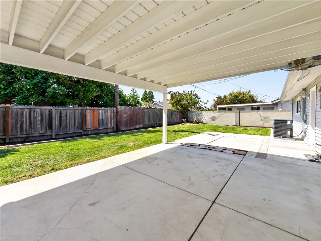 Additional image 38 of 16191 Fairway Ln, Huntington Beach, CA 92649