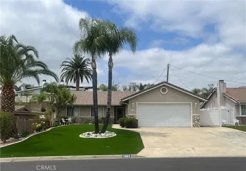 29183 Yosemite Place, Canyon Lake, CA MLS: SW25090184