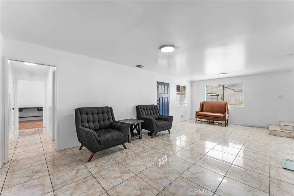 Additional image 8 of 7431 Vanalden Ave, Reseda, CA 91335