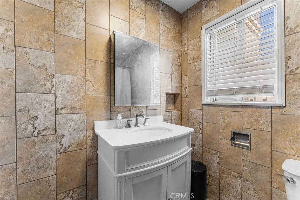 Additional image 57 of 7431 Vanalden Ave, Reseda, CA 91335