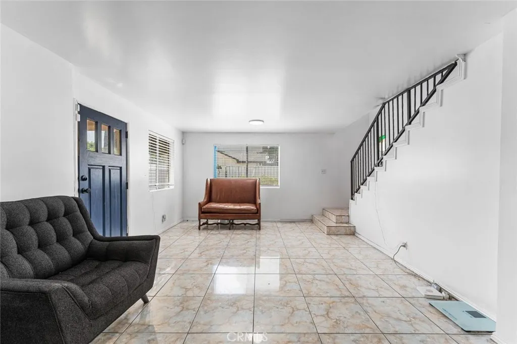 Additional image 7 of 7431 Vanalden Ave, Reseda, CA 91335
