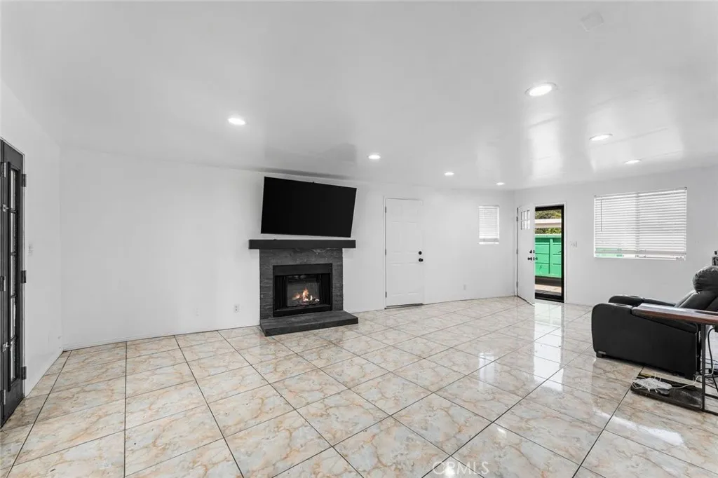 Additional image 49 of 7431 Vanalden Ave, Reseda, CA 91335